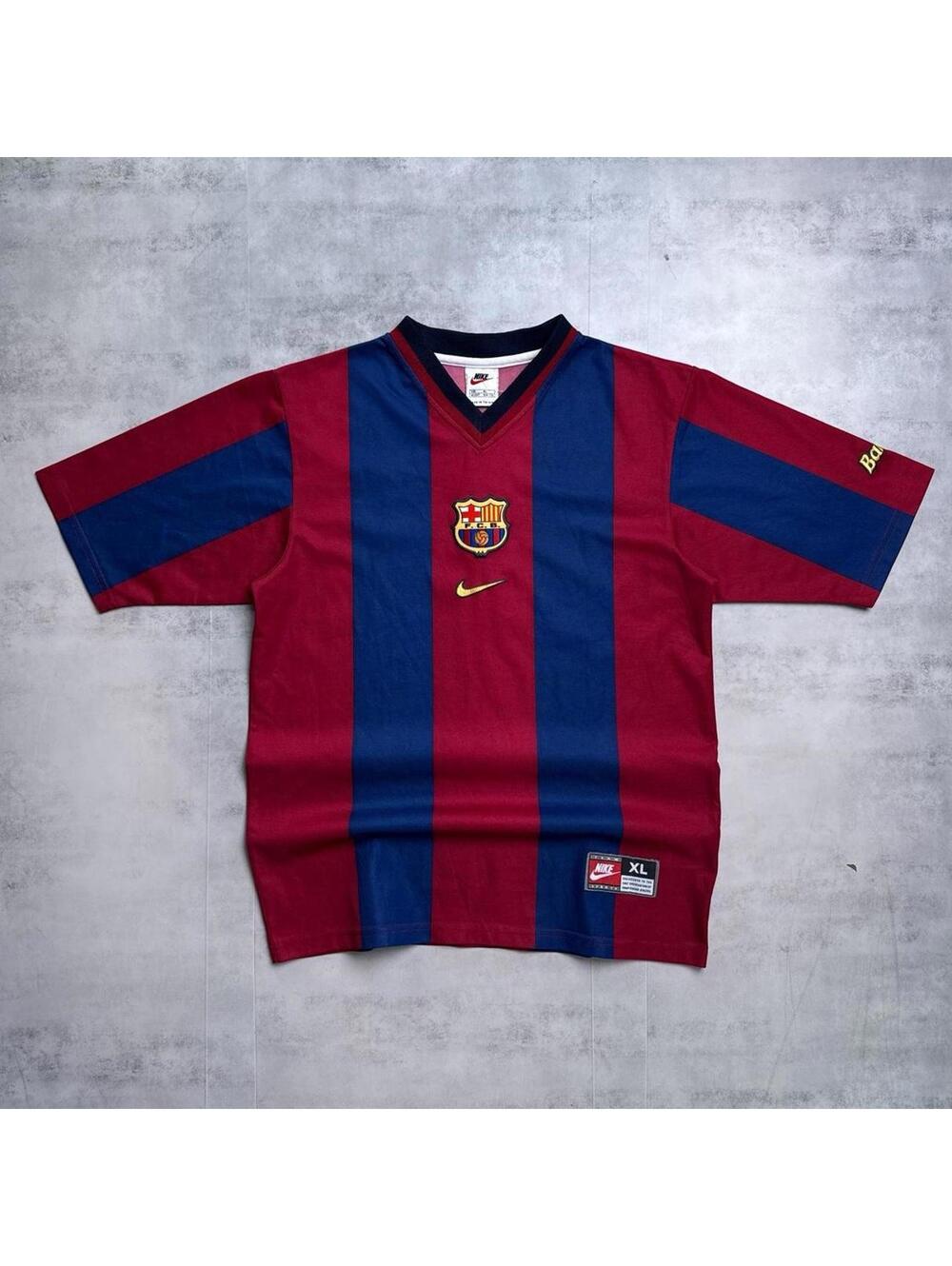 Y2K Nike Barcelona 00s Soccer Jersey Shirt